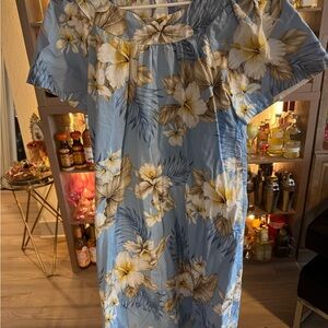 Hawaiian Muumuu Dress